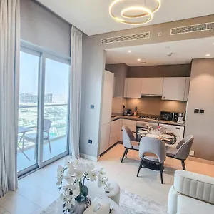  شقة By Latinem Luxury 1br Cvr A1410 Near Burj Khalifa الإمارات العربية المتحدة